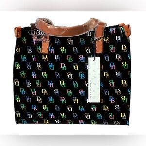 Dooney & Bourke NWT Medium Shopper Tote - Black/Multi